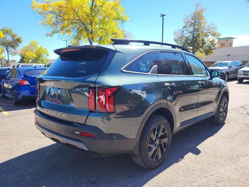 2022 Kia Sorento S