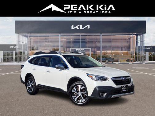 2022 Subaru Outback Touring XT