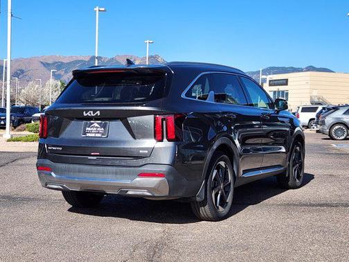 Interstellar Gray 2025 Kia Sorento Hybrid EX