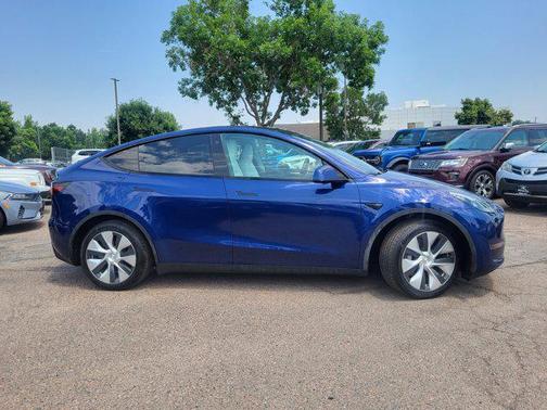 2023 Tesla Model Y Long Range Dual Motor All-Wheel Drive