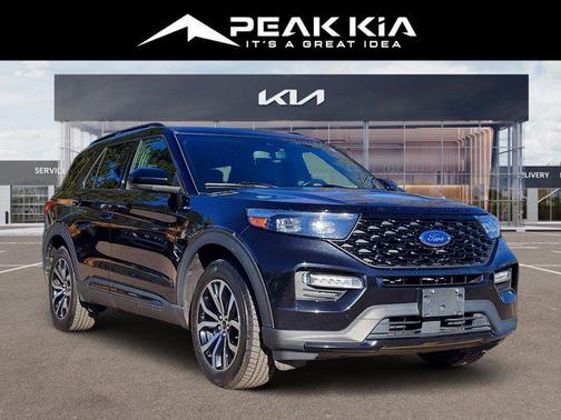 2022 Ford Explorer ST-Line