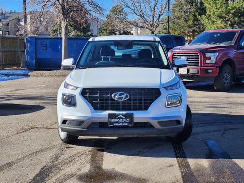 2021 Hyundai VENUE SE