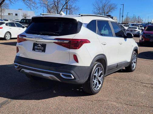 2022 Kia Seltos EX