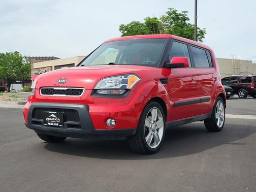 Molten 2010 Kia Soul sport