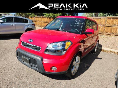 Molten 2010 Kia Soul sport