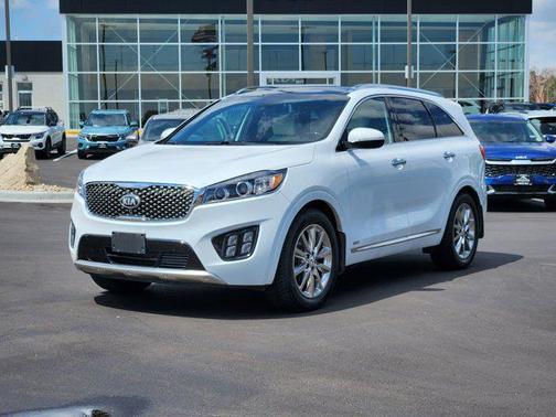 Snow White Pearl 2017 Kia Sorento SXL