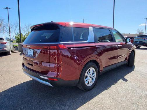 2023 Kia Carnival LX