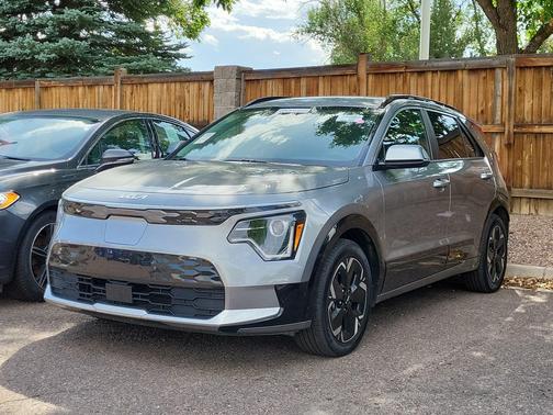 Steel Gray 2023 Kia Niro EV Wind