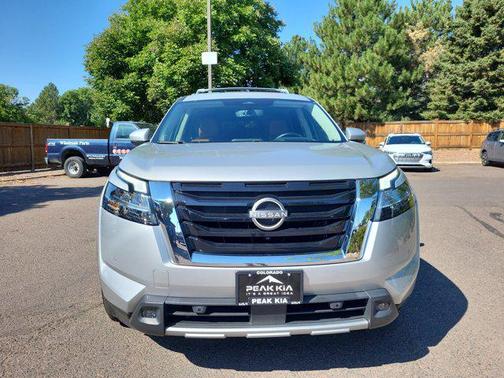 2023 Nissan Pathfinder Platinum 4WD