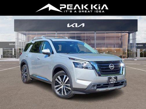 2023 Nissan Pathfinder Platinum 4WD