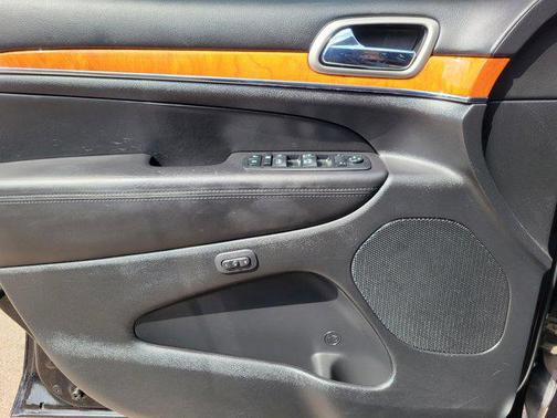 2012 Jeep Grand Cherokee Overland