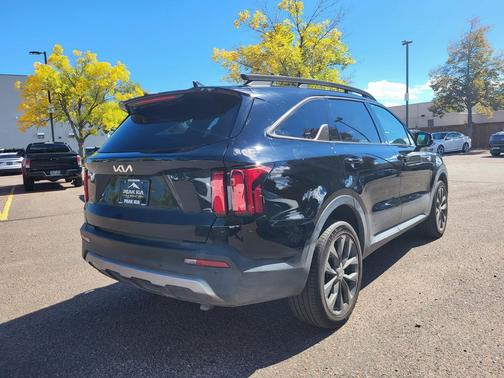 2023 Kia Sorento SX
