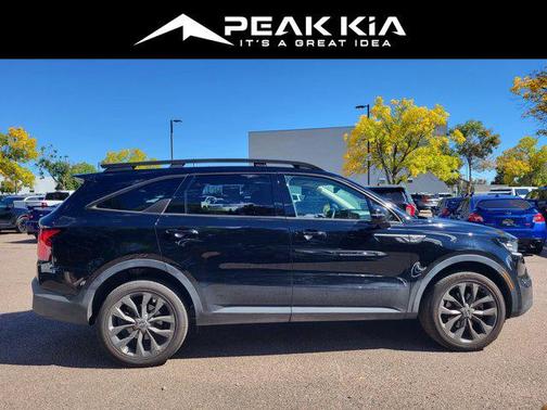 2023 Kia Sorento SX