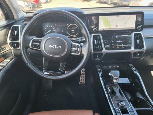 2023 Kia Sorento SX