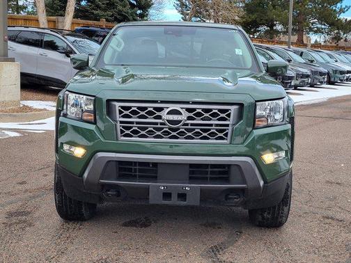 2022 Nissan Frontier SV