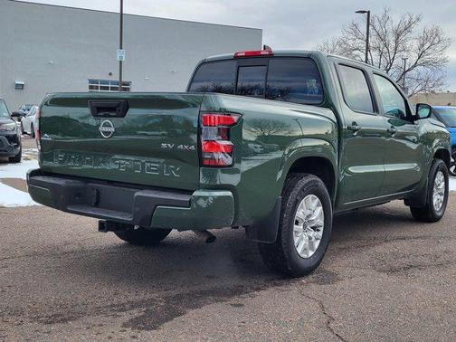 2022 Nissan Frontier SV