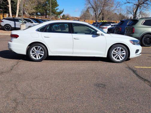 2020 Volkswagen Passat 2.0T SE