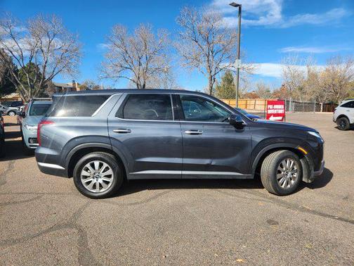 2024 Hyundai PALISADE SE