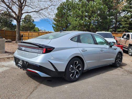 Aero Silver 2025 Hyundai SONATA SEL