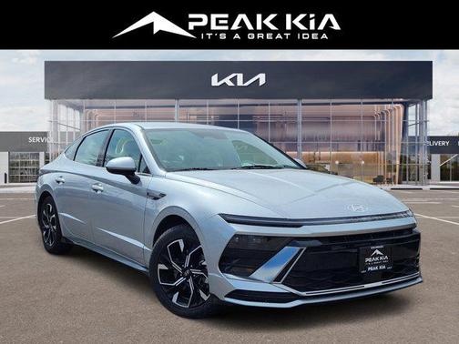 Aero Silver 2025 Hyundai SONATA SEL