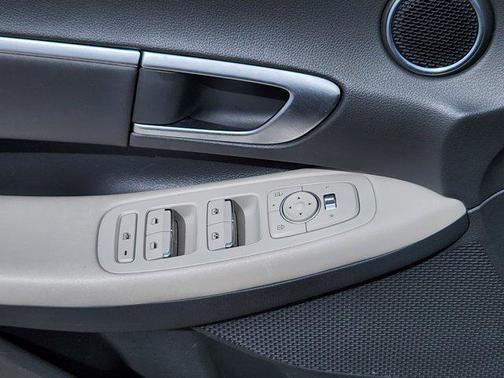 Aero Silver 2025 Hyundai SONATA SEL