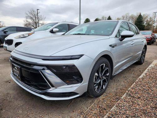 Aero Silver 2025 Hyundai SONATA SEL