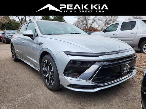 Aero Silver 2025 Hyundai SONATA SEL