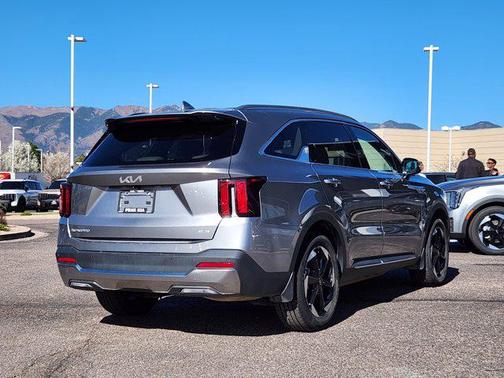 Steel Gray 2025 Kia Sorento Hybrid EX