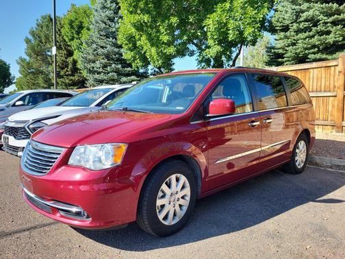 2015 Chrysler Town & Country Touring