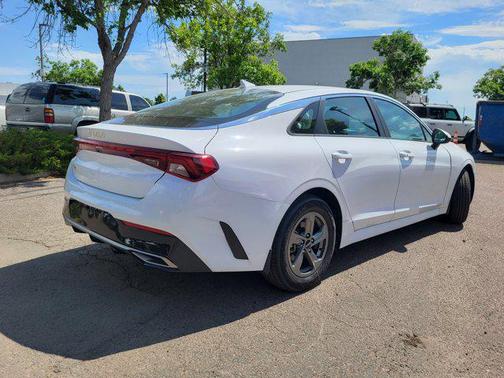 2022 Kia K5 LXS