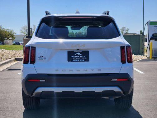 Glacial White Pearl 2022 Kia Sorento EX