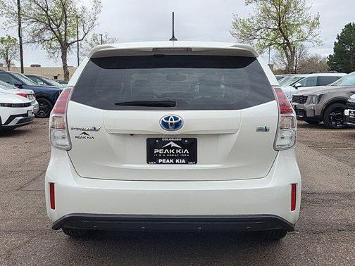 White 2015 Toyota Prius v Five