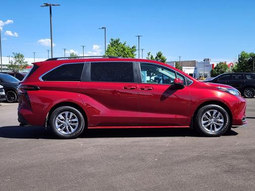 Ruby Flare Pearl 2023 Toyota Sienna LE