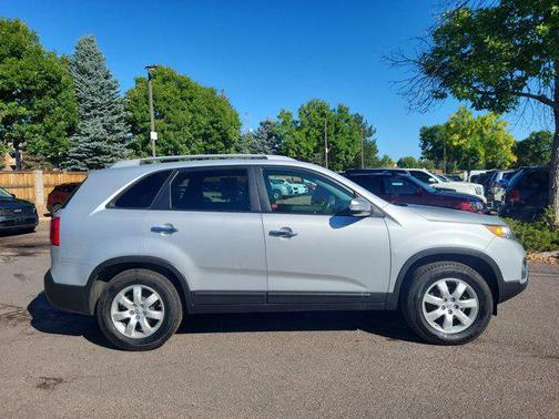 2012 Kia Sorento LX