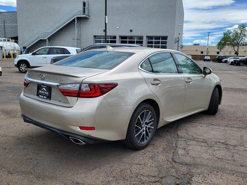 2017 Lexus ES 350 Base