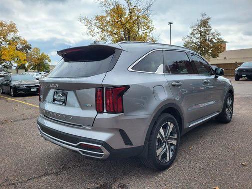 2022 Kia Sorento Plug-In Hybrid SX