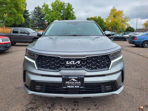 2022 Kia Sorento Plug-In Hybrid SX