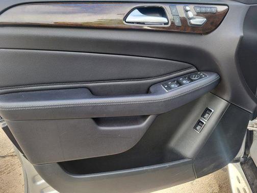 2017 Mercedes-Benz GLS 450 4MATIC
