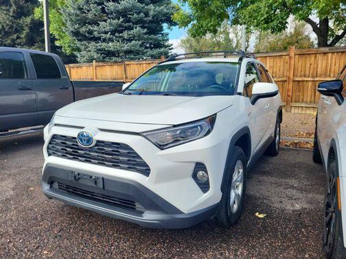 2020 Toyota RAV4 Hybrid XLE