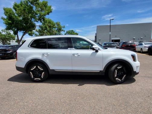 2023 Kia Telluride S