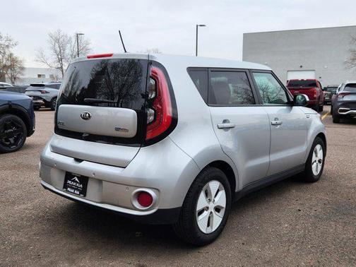 2016 Kia Soul EV +