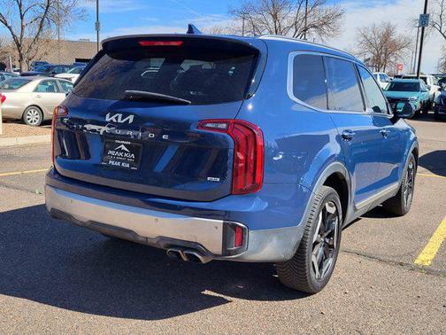 2023 Kia Telluride S