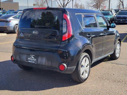 2016 Kia Soul Base