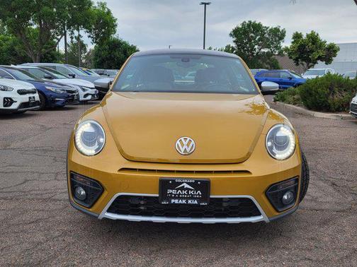 2016 Volkswagen Beetle 1.8T Dune