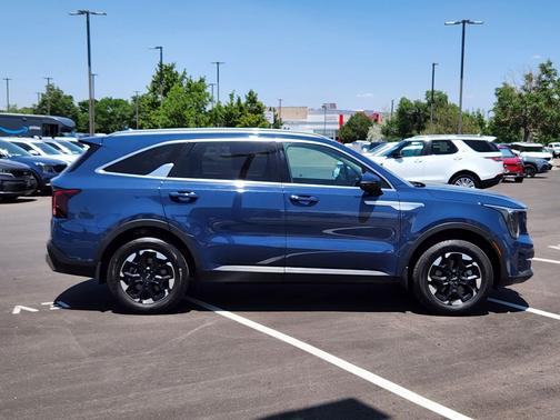 Midnight Lake Blue 2025 Kia Sorento S