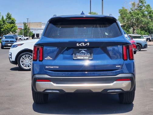 Midnight Lake Blue 2025 Kia Sorento S