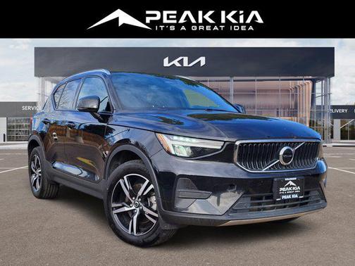 2023 Volvo XC40 B5 Core