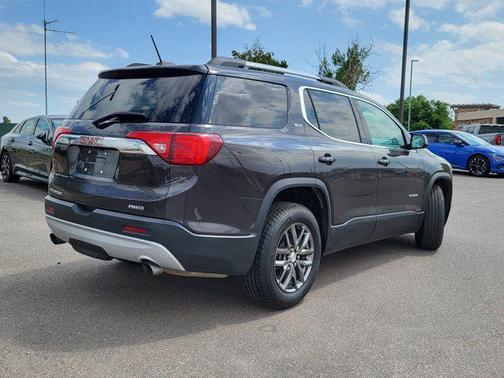2017 GMC Acadia SLT-1