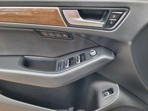 2015 Audi Q5 2.0T Premium Plus