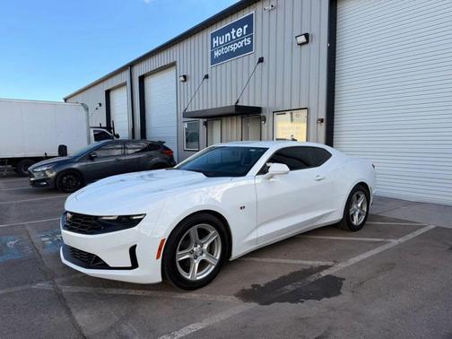 Summit White 2023 Chevrolet Camaro 1LT